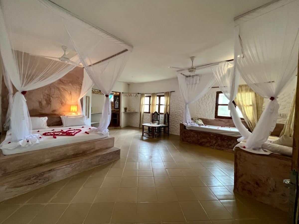 Bahati Villa Kiwengwa  Exteriör bild