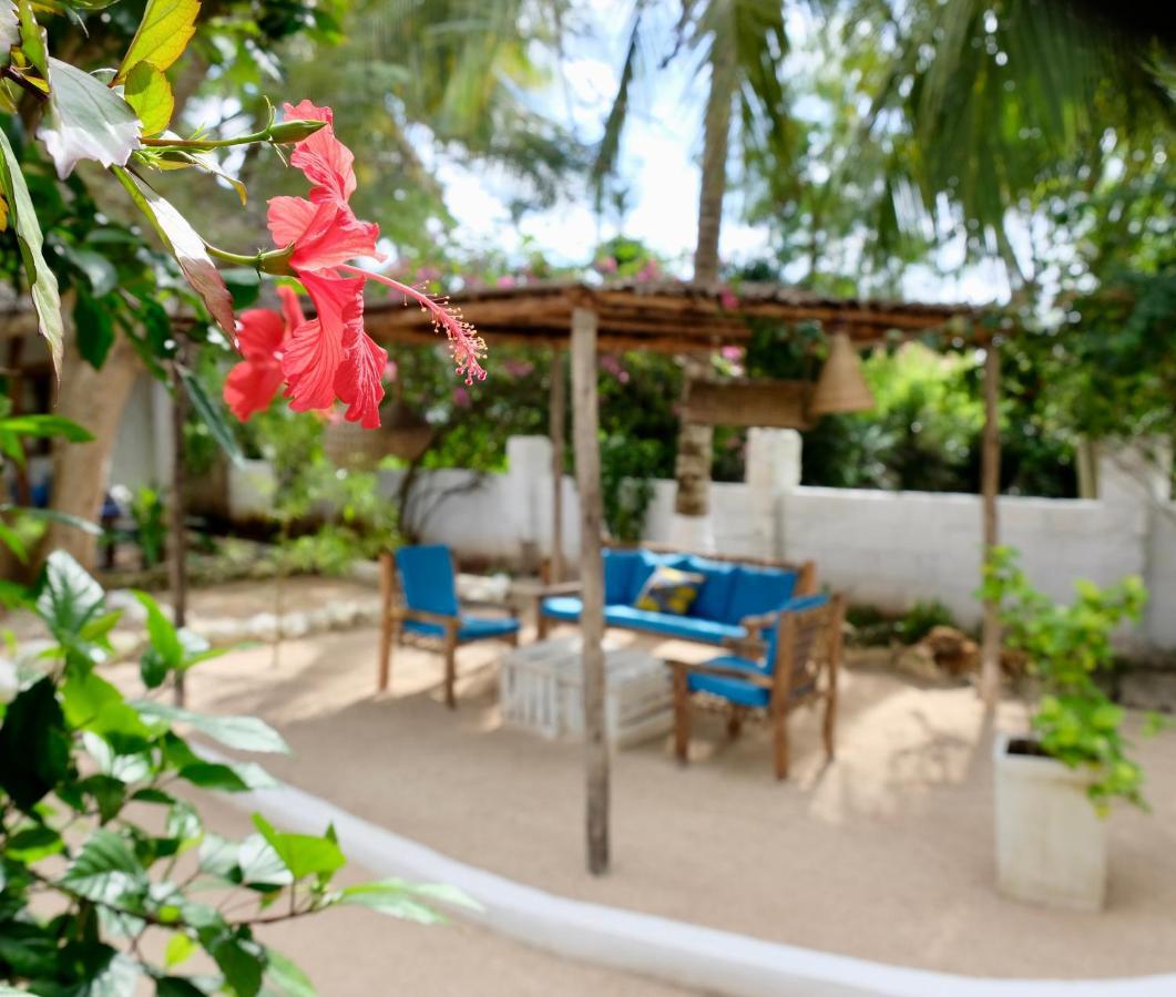 Bahati Villa Kiwengwa  Exteriör bild