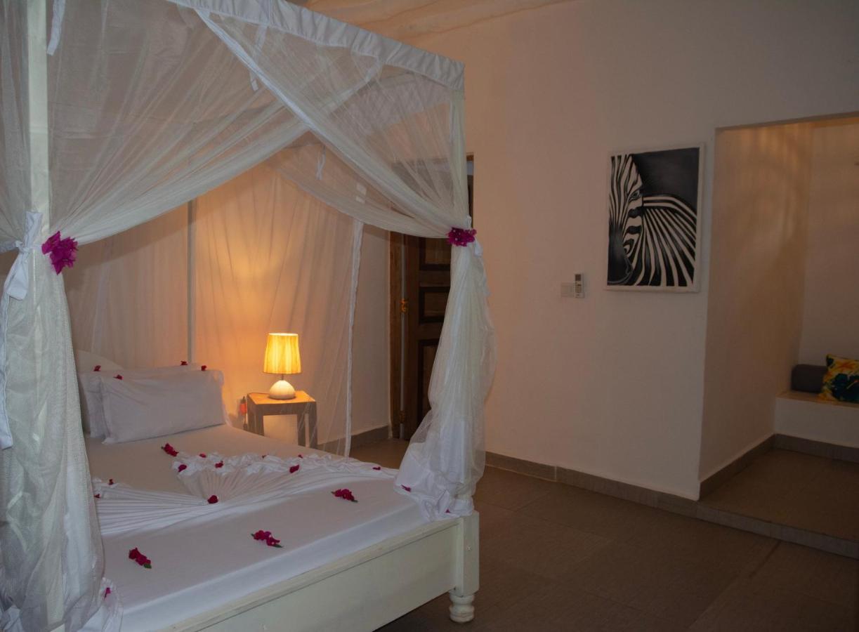 Bahati Villa Kiwengwa  Exteriör bild