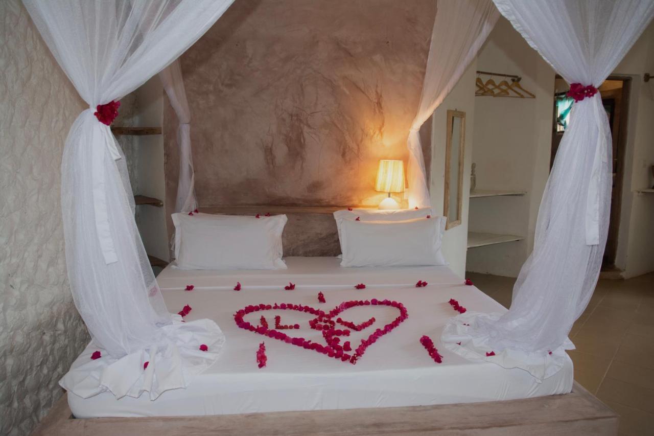 Bahati Villa Kiwengwa  Exteriör bild