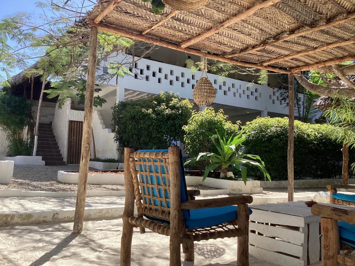 Bahati Villa Kiwengwa  Exteriör bild