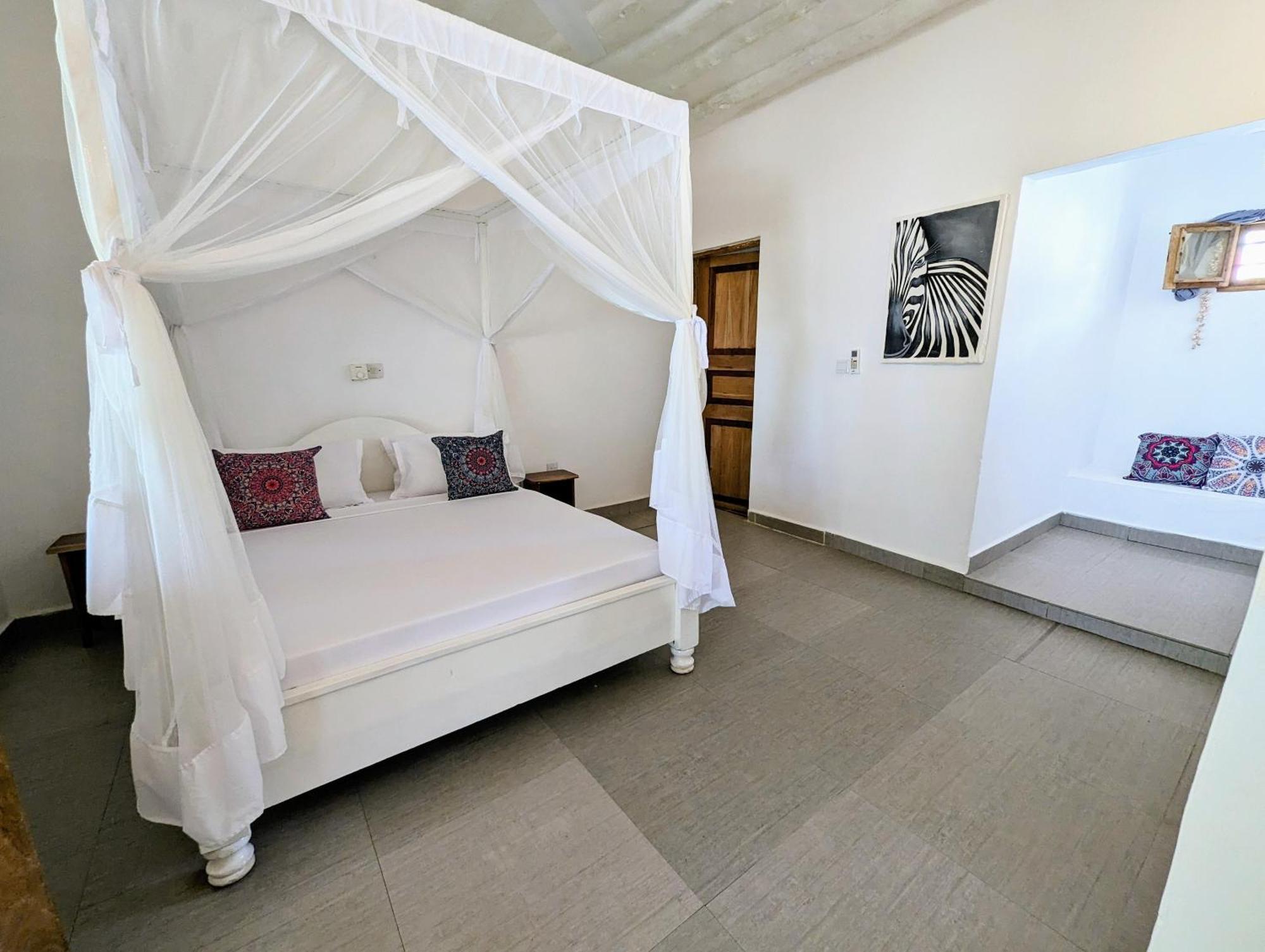 Bahati Villa Kiwengwa  Exteriör bild